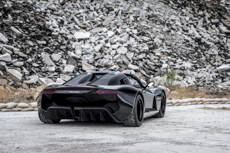  Rezvani Beast Alpha X Blackbird 2018 года  (фото 15 из 23)